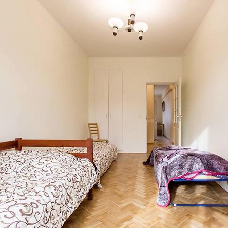 4Br Apartment In Tallinn City Centre With Free Parking Bagian luar foto